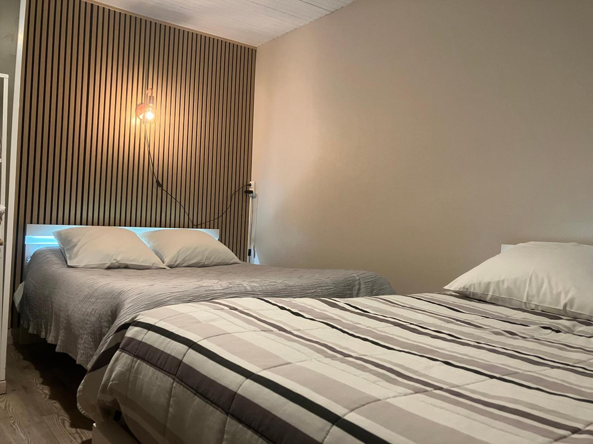 Hotel Du Nord Chambres Familiales Fontaines  Ngoại thất bức ảnh