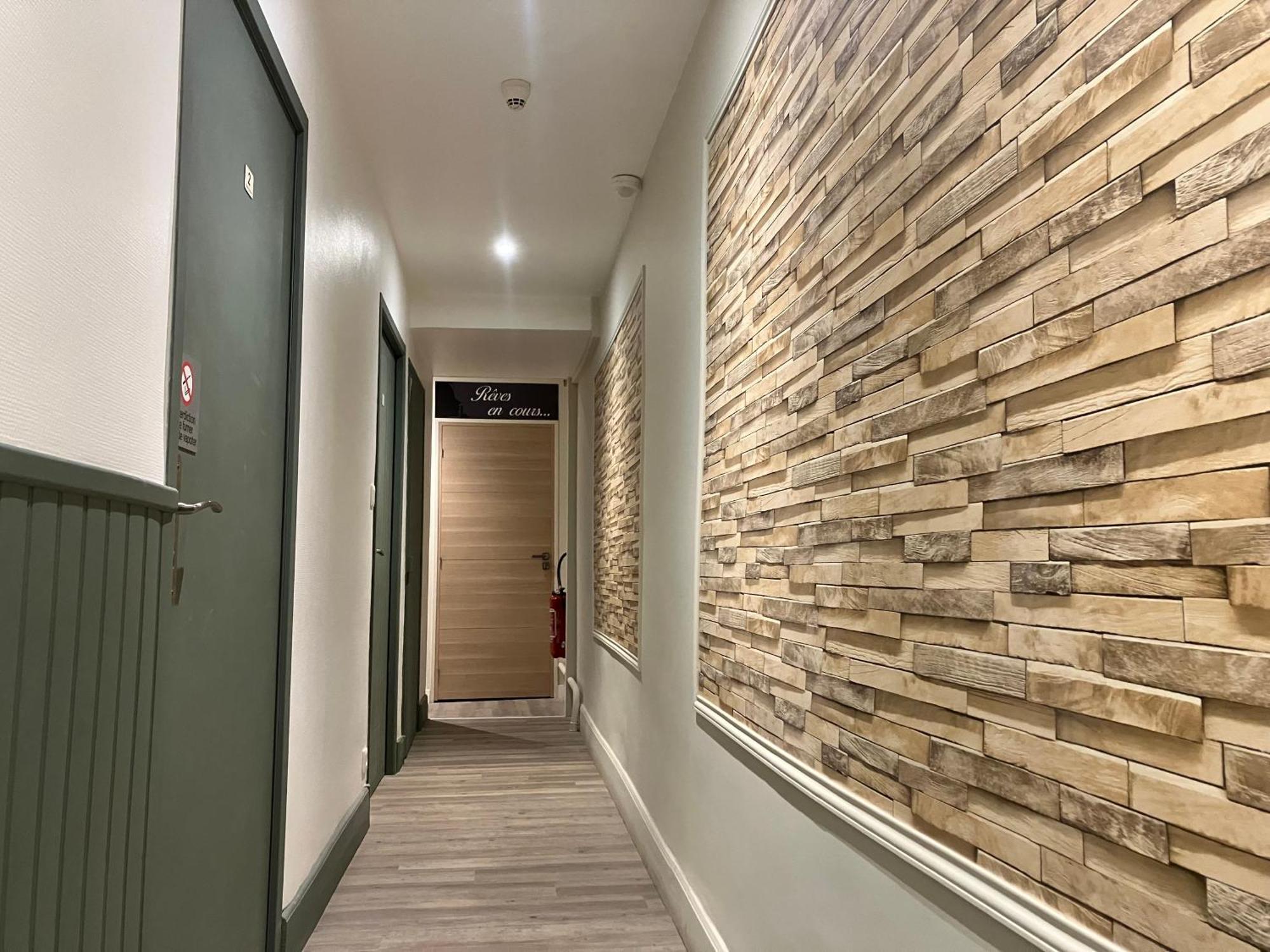 Hotel Du Nord Chambres Familiales Fontaines  Ngoại thất bức ảnh